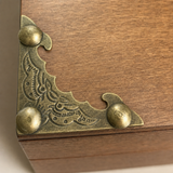 Tea Trunk · Tan · macro