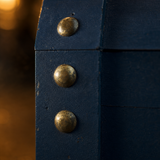 Long Tea Chest · Teal · macro